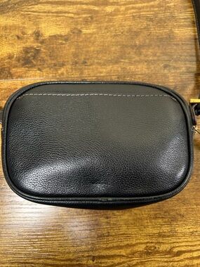 FOSSIL Black Leather Mini Crossbody Camera Style Bag Adjustable Strap Minimalist